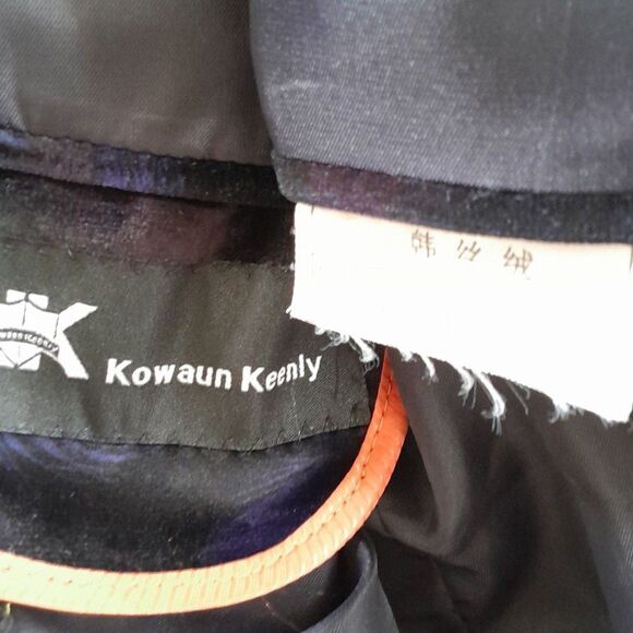 Kowaun keenly, Feather design, Korean Silk, Velvet Blazer - Picture 9 of 17